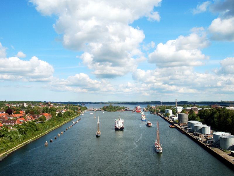 German canalboat holiday